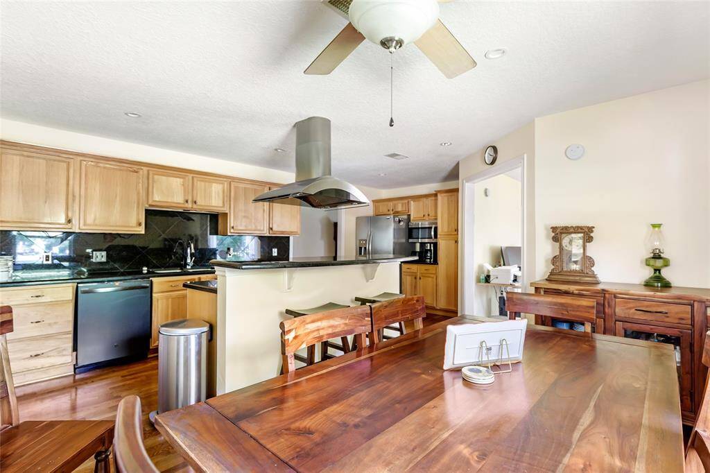Kitchen and dining area