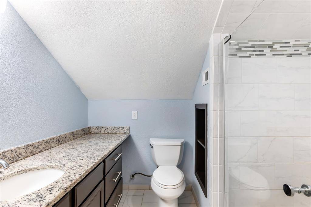 Upstairs bathroom
