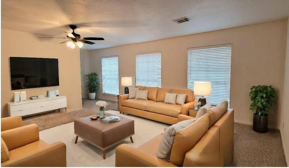 game room / 5th large bedroom