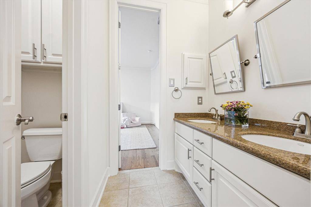 Secondary bathroom connecting secondary bedrooms 2 and 3