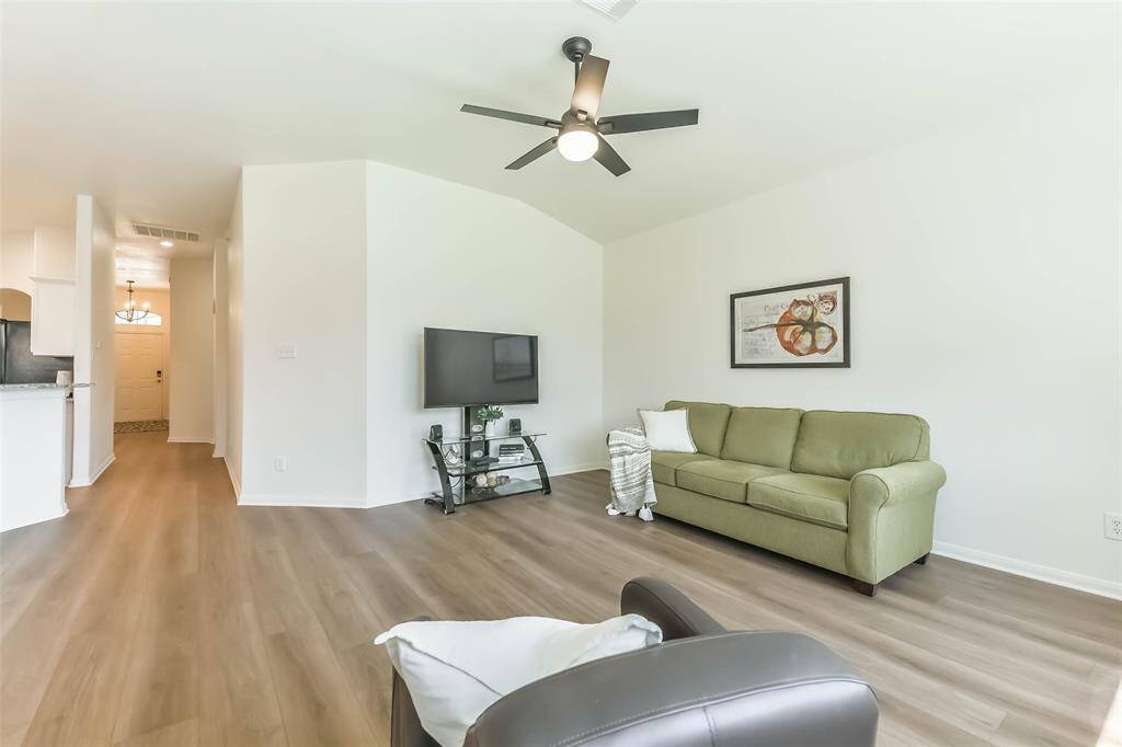 Plenty of room for entertaining!