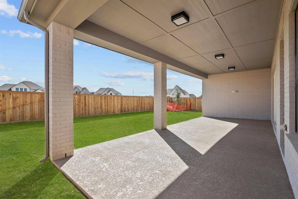 Welcome to The Milburn by David Weekley Homes. Move-In_ready Now!