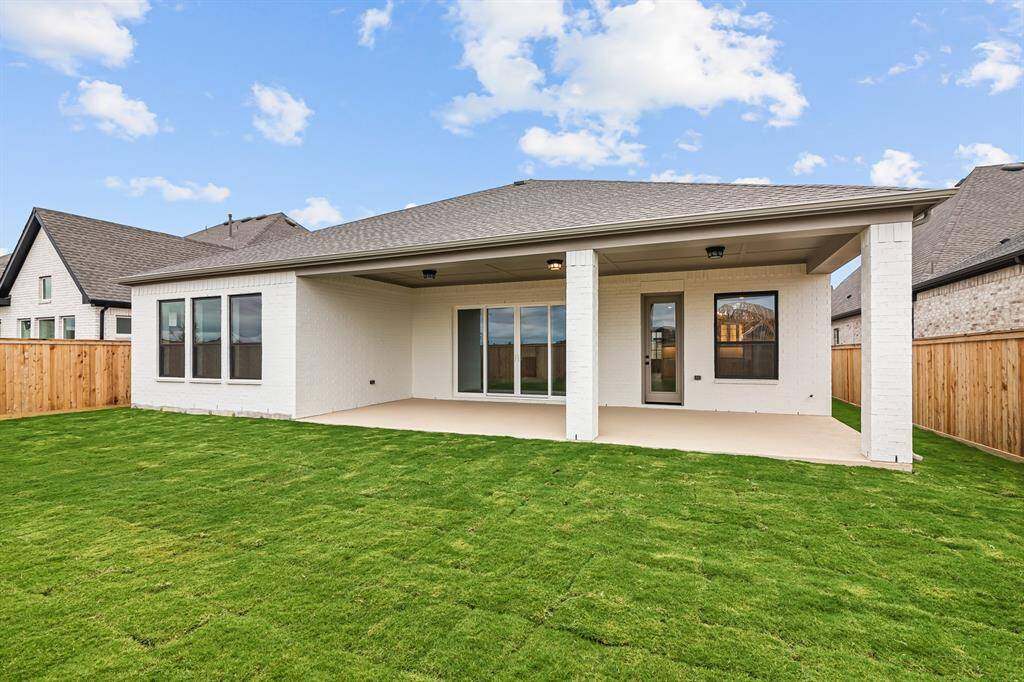 Welcome to The Milburn by David Weekley Homes. Move-In-Ready Now!
