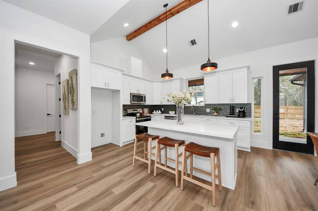 Side View Kitchen