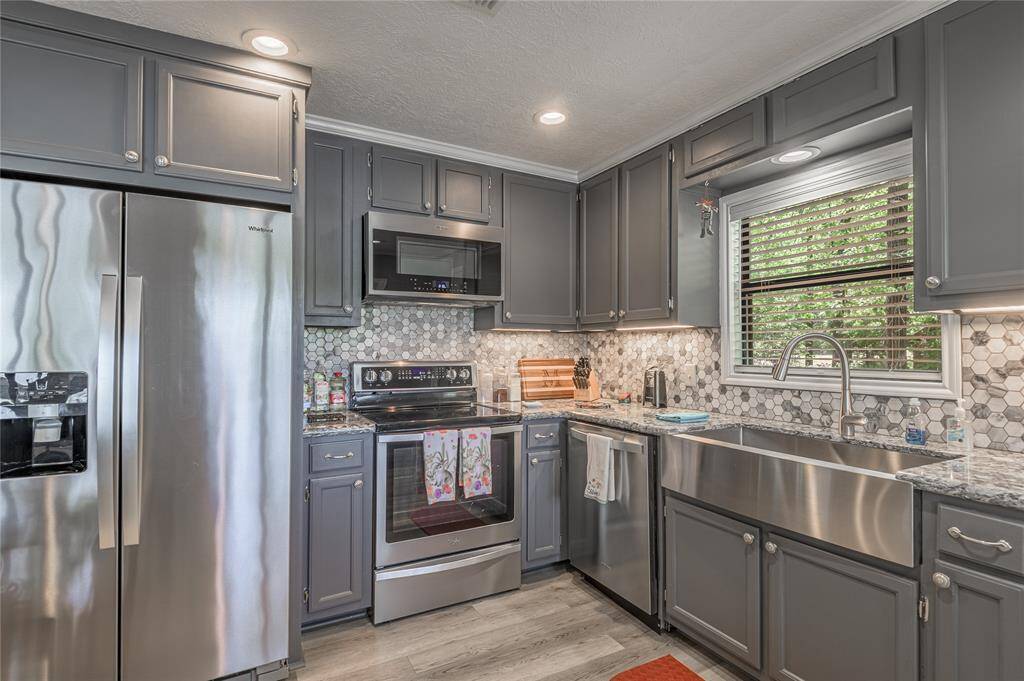 Lots of storage in the kitchen along with a pantry for additional space.