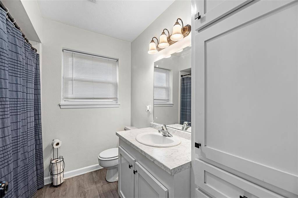 GUEST BATH