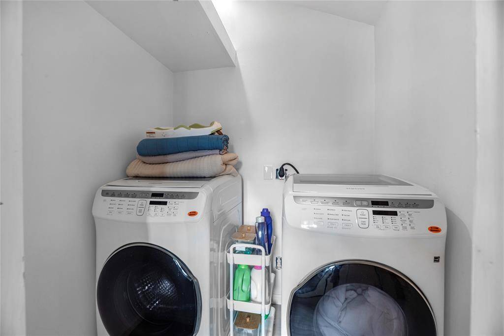 LAUNDRY ROOM INSIDE THE COLD AC!
