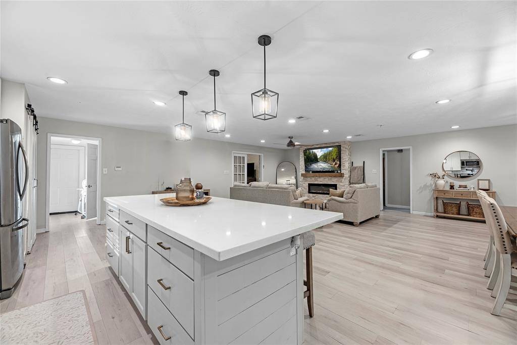 OPEN HOUSE APRIL 22 5-7PM CALL TODAY TO SEE IT SOONER QUARTZ COUNTERTOPS, ELEGANT UPGRADED NEW CABINETS, VYNIL PLANK FLOORING