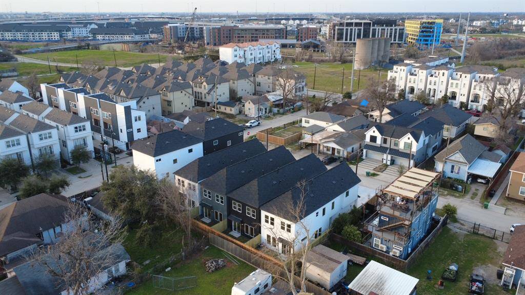 Welcome to Fox Street Grove! Private oversized driveways and 2-car garages. No HOA, no management fee, no shared driveway! This is the LAST DEVELOPMENT of this kind in East Downtown after changes to City of Houston's building regulations passed in November 2023 (future projects will all be shared driveways).