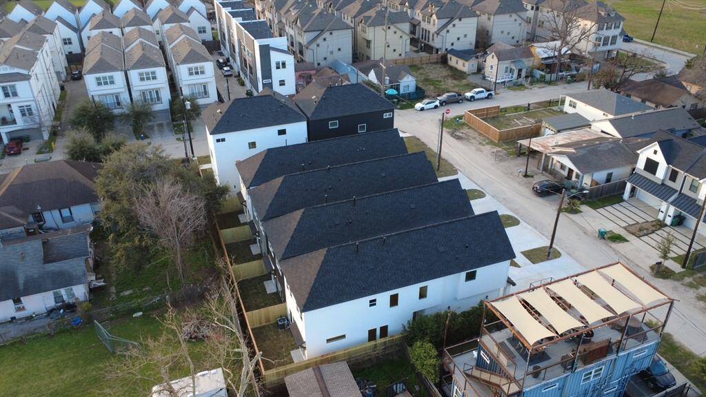 Welcome to Fox Street Grove! Private oversized driveways and 2-car garages. No HOA, no management fee, no shared driveway! This is the LAST DEVELOPMENT of this kind in East Downtown after changes to City of Houston's building regulations passed in November 2023 (future projects will all be shared driveways).