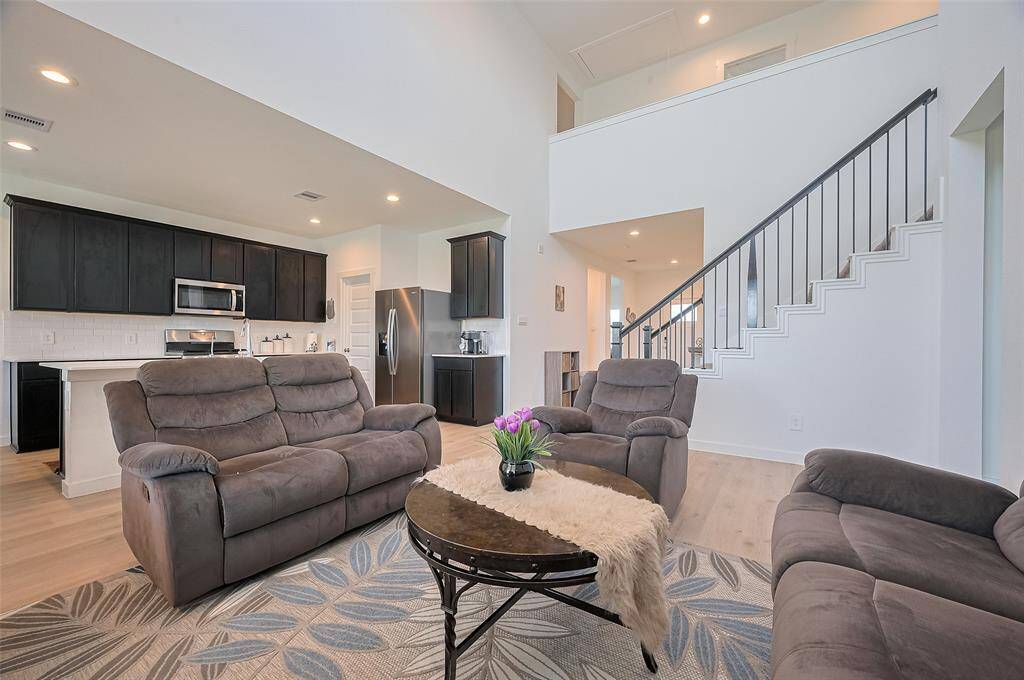 Living Room with 2 story ceiling