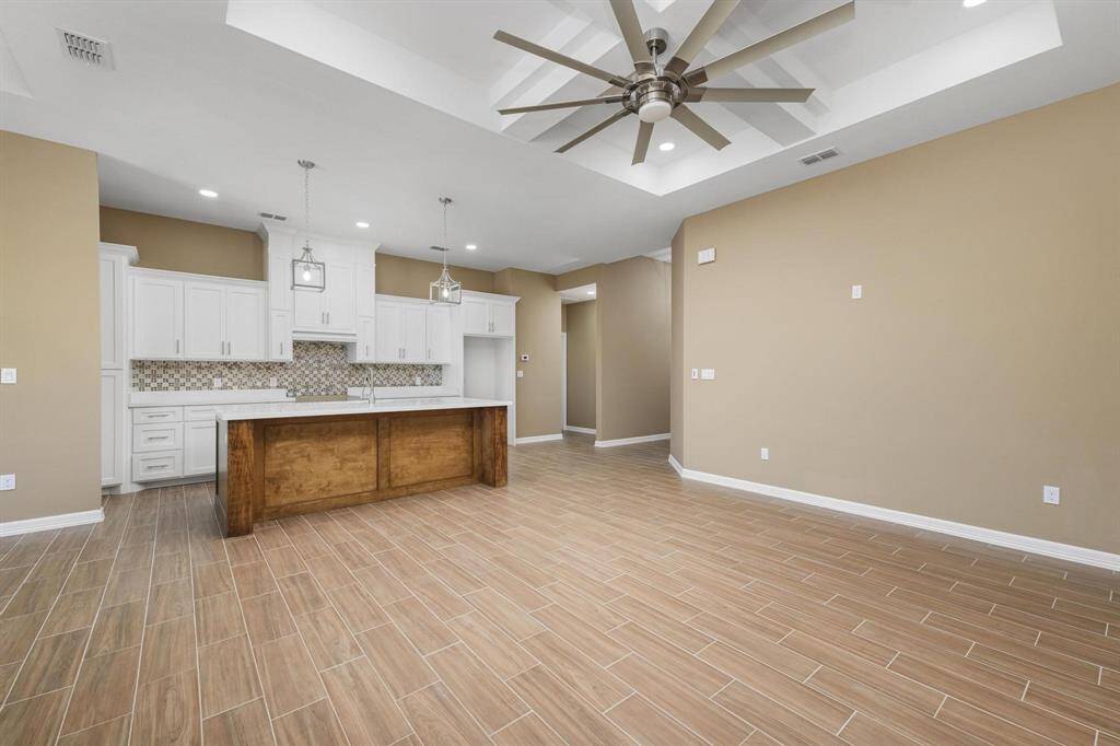 Open concept living kitchen