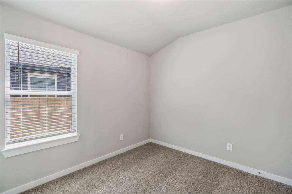 Photo is not of the actual home but is an inspirational photo of builder’s model home and may depict options, furnishings, and/or decorator features that are not included.