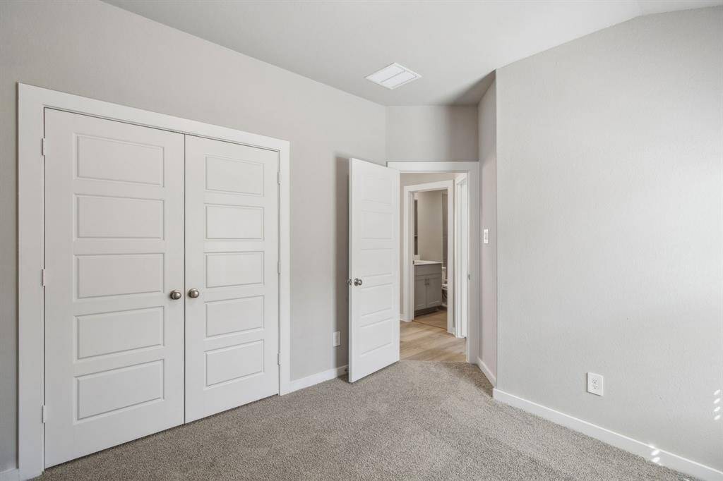 Photo is not of the actual home but is an inspirational photo of builder’s model home and may depict options, furnishings, and/or decorator features that are not included.