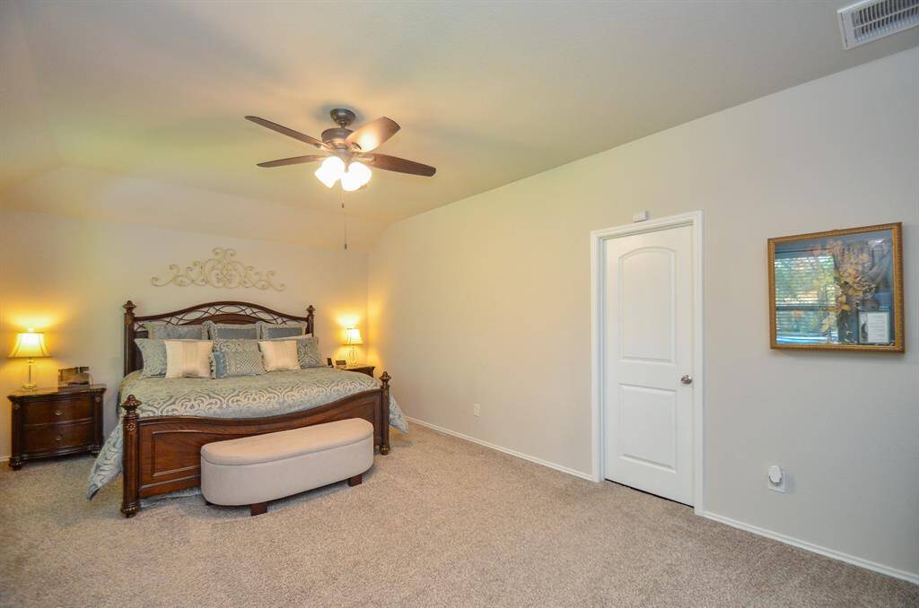 This home is barely lived in!