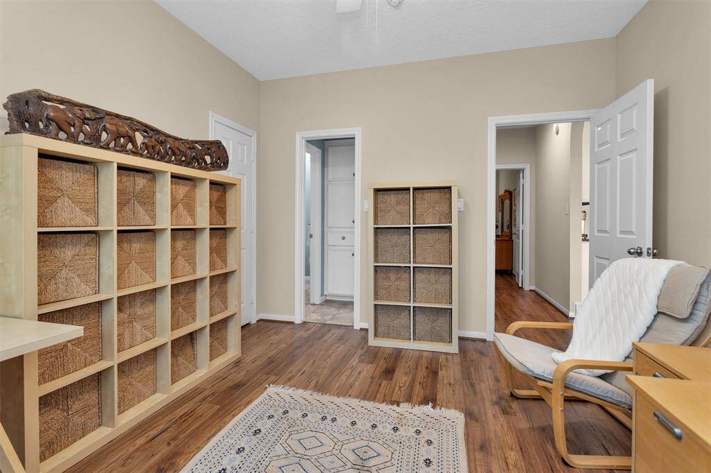 Another well-sized bedroom with neutral tones and flexible space to suit your needs.