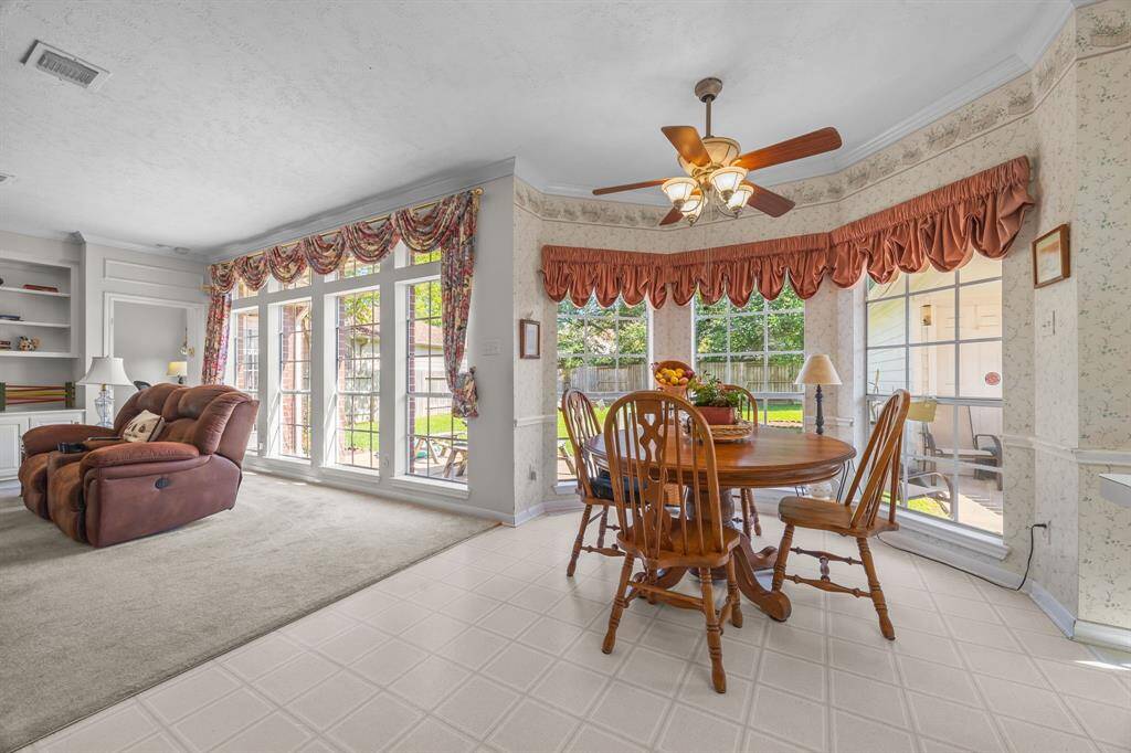 Spacious breakfast area perfect for additional seating.