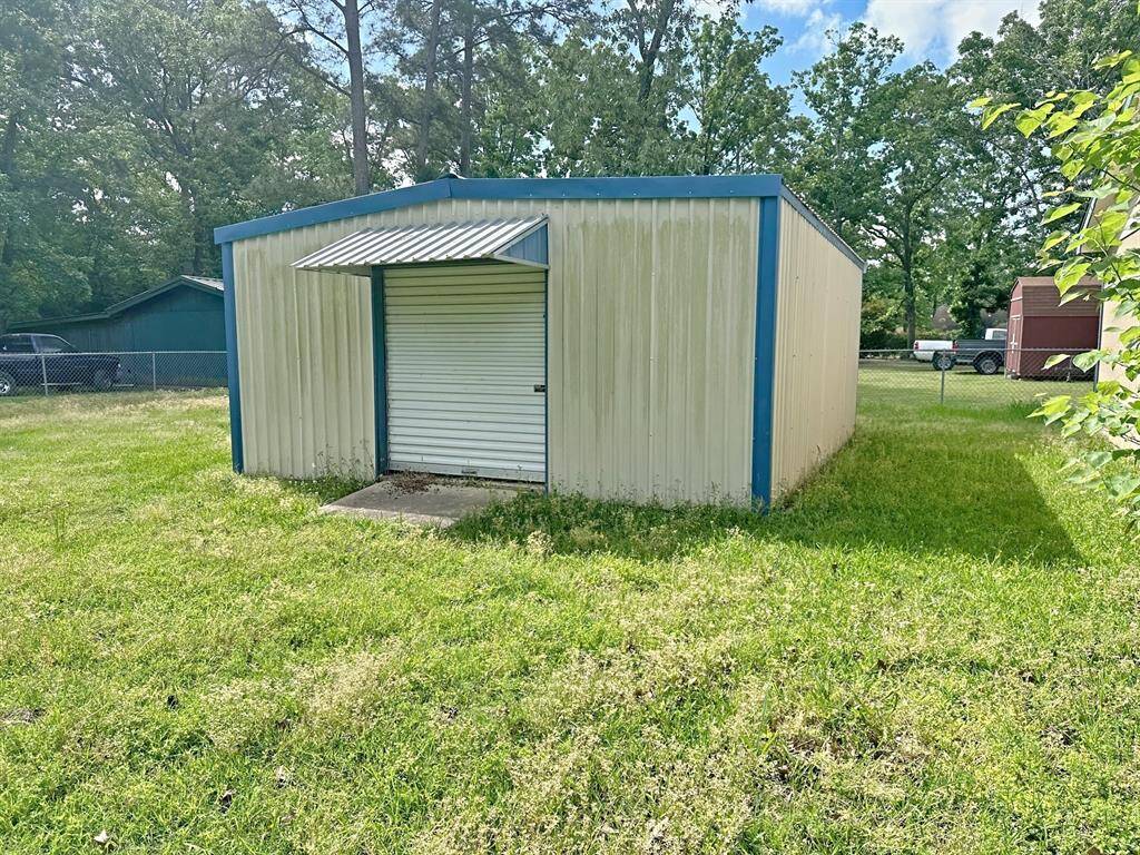 Shed