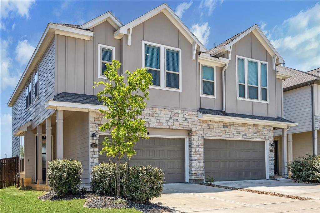 Welcome home to 4134 Balboa Drive!