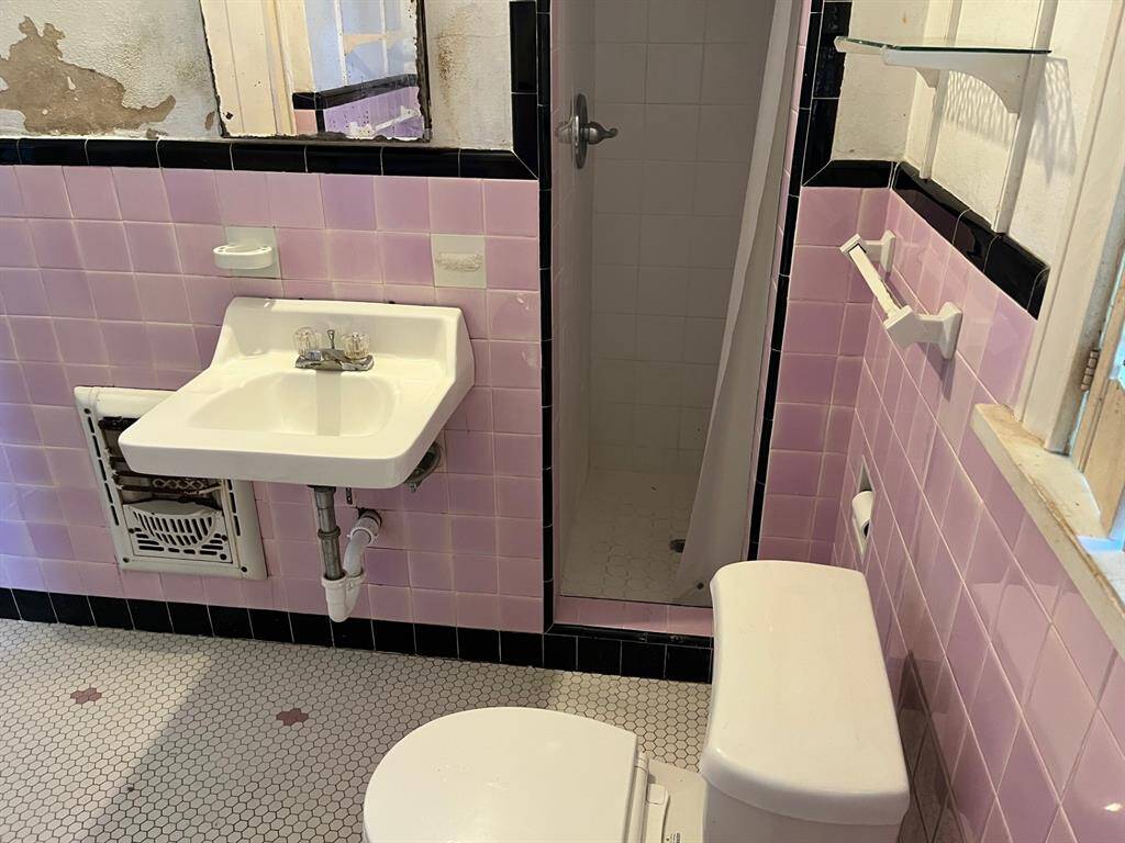 Bathrooom