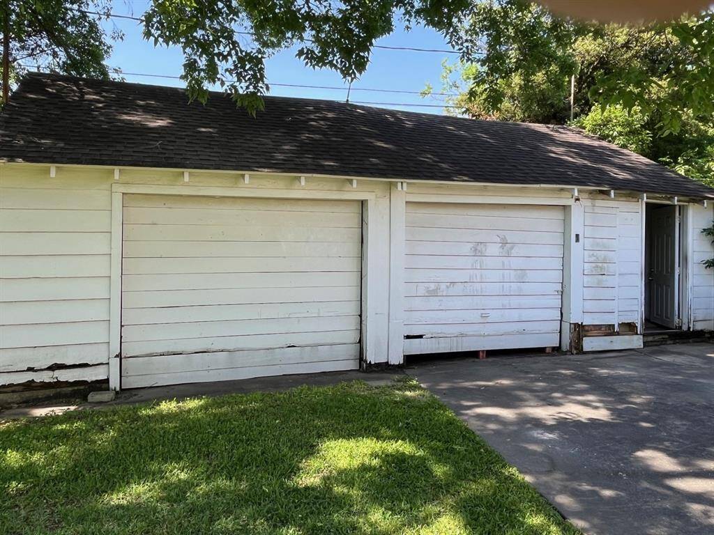 Garage and Laundry
