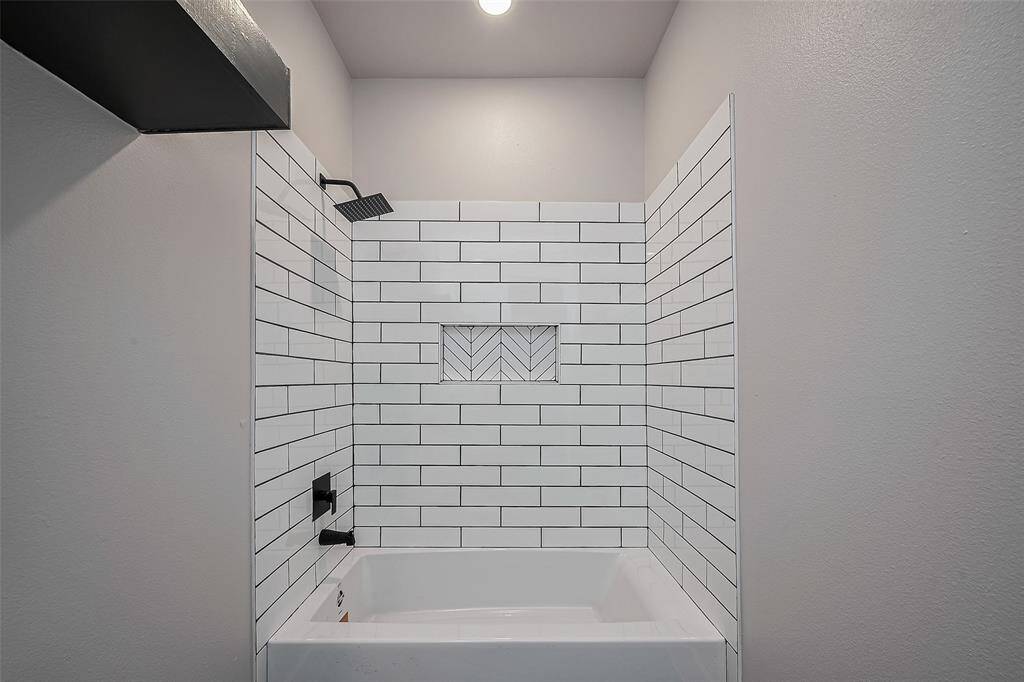 Bathroom in the4th Bedroom/Home Office/Study