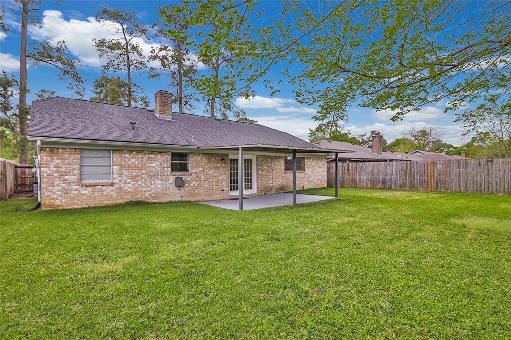 Backyard/ Covered patio