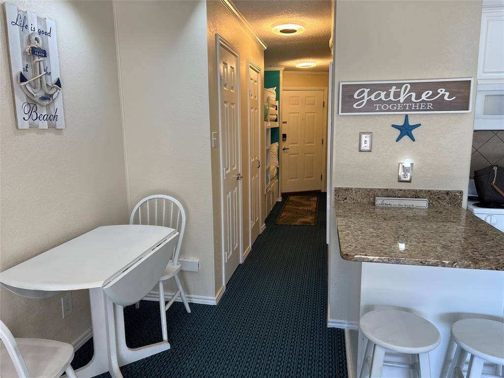 Dining / Kitchen area