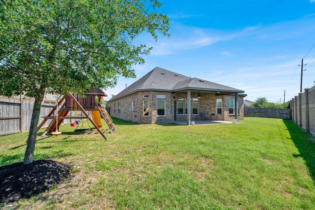 One of the biggest lot in the subdivision. It comes with a full sprinkler system. The playset is included.