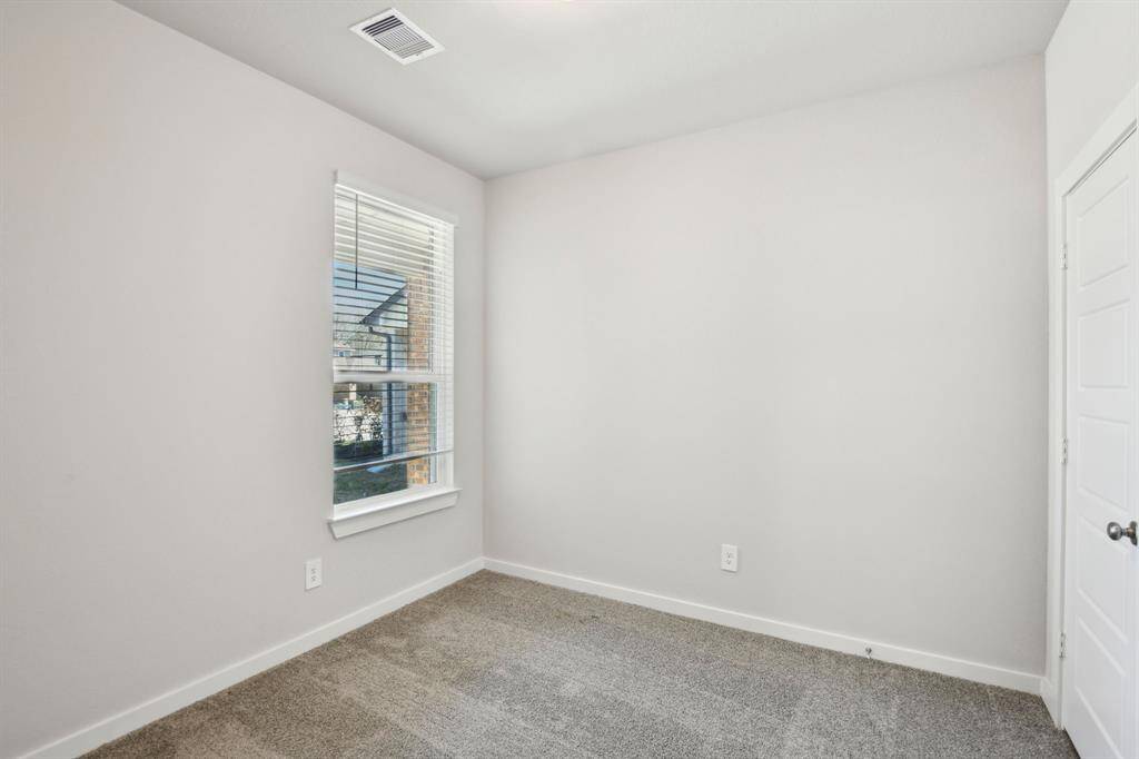 Photo is not of the actual home but is an inspirational photo of builder’s model home and may depict options, furnishings, and/or decorator features that are not included.