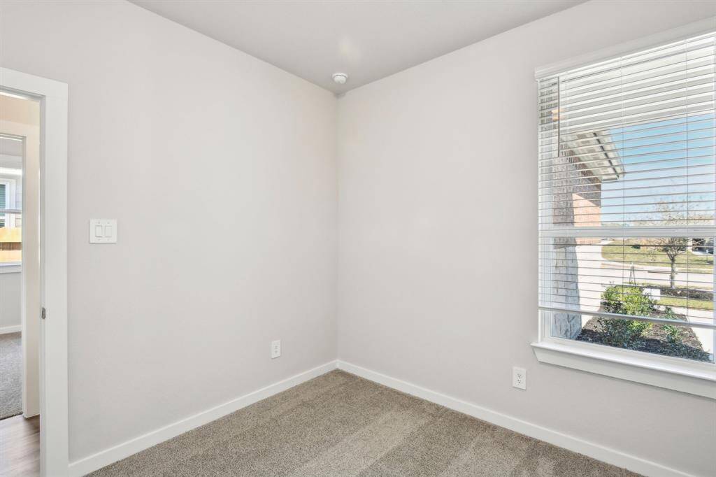Photo is not of the actual home but is an inspirational photo of builder’s model home and may depict options, furnishings, and/or decorator features that are not included.