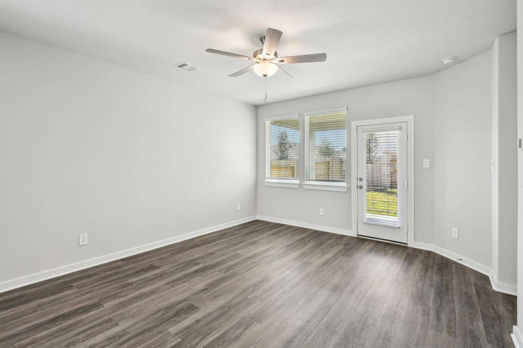 Photo is not of the actual home but is an inspirational photo of builder’s model home and may depict options, furnishings, and/or decorator features that are not included.