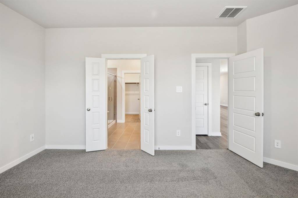 Photo is not of the actual home but is an inspirational photo of builder’s model home and may depict options, furnishings, and/or decorator features that are not included.