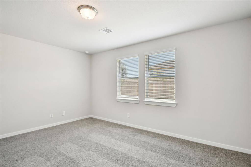 Photo is not of the actual home but is an inspirational photo of builder’s model home and may depict options, furnishings, and/or decorator features that are not included.
