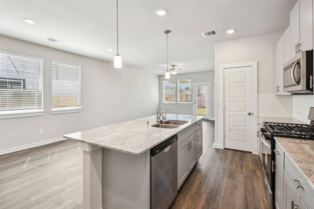 Photo is not of the actual home but is an inspirational photo of builder’s model home and may depict options, furnishings, and/or decorator features that are not included.