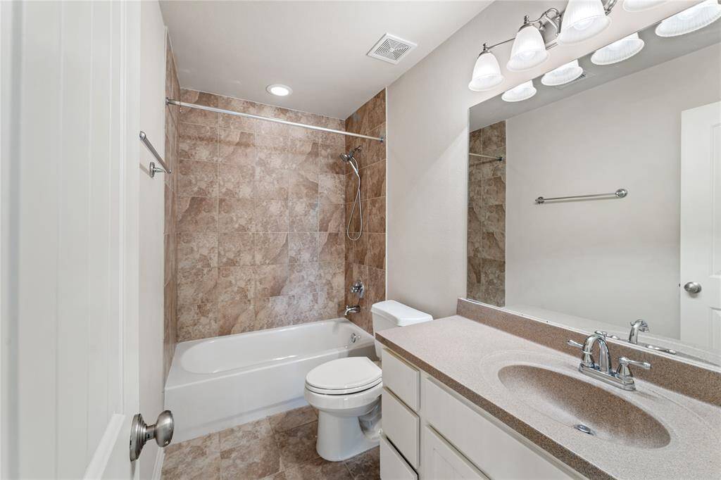 Multiple shower and tub combinations in the home make life easier and more gratifying. Guests are sure to appreciate the convenience of multiple bathing and grooming options.