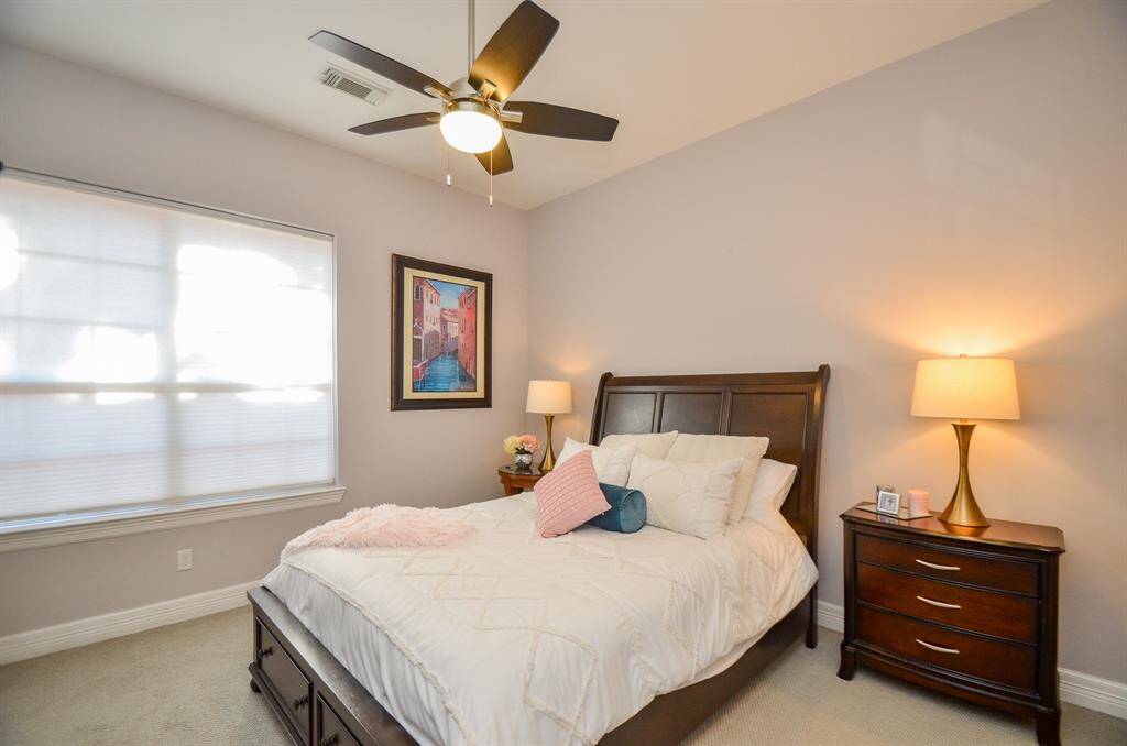 Front bedroom located to the left of the foyer.