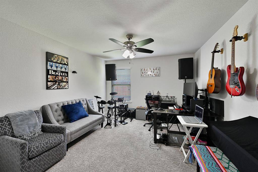 4th Bedroom used as a music room.