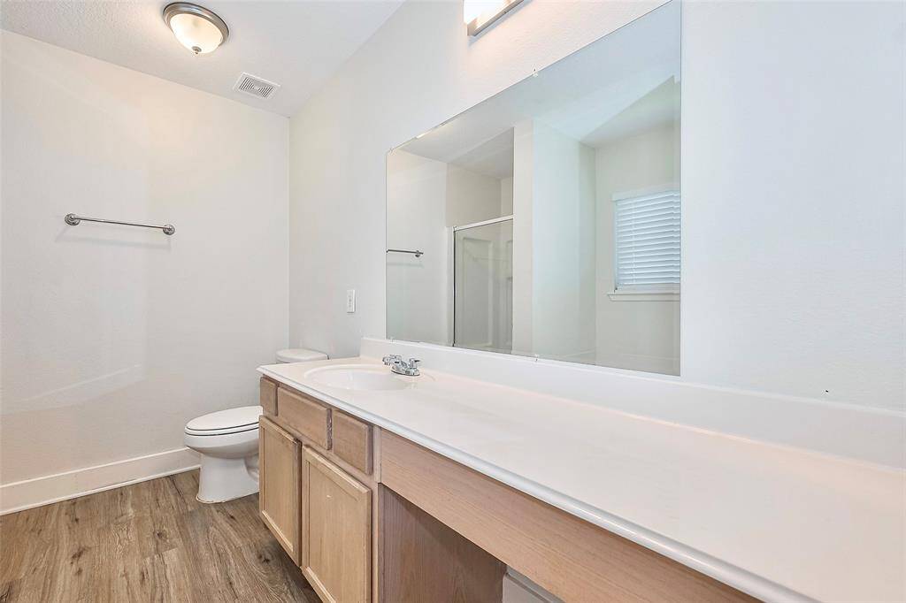 The sink/vanity in the primary bathroom