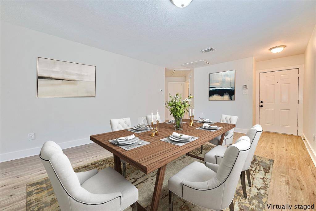*Virtually Staged*Formal Dining room