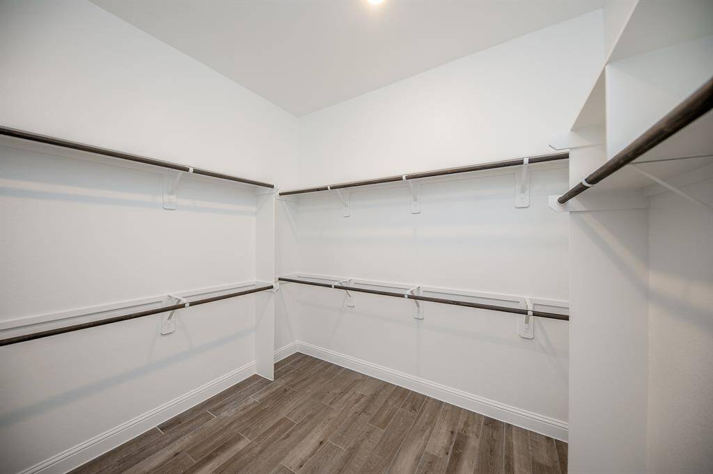 Walk in Closet