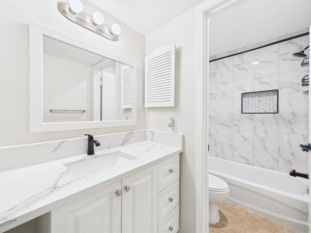 Great walk-in closet