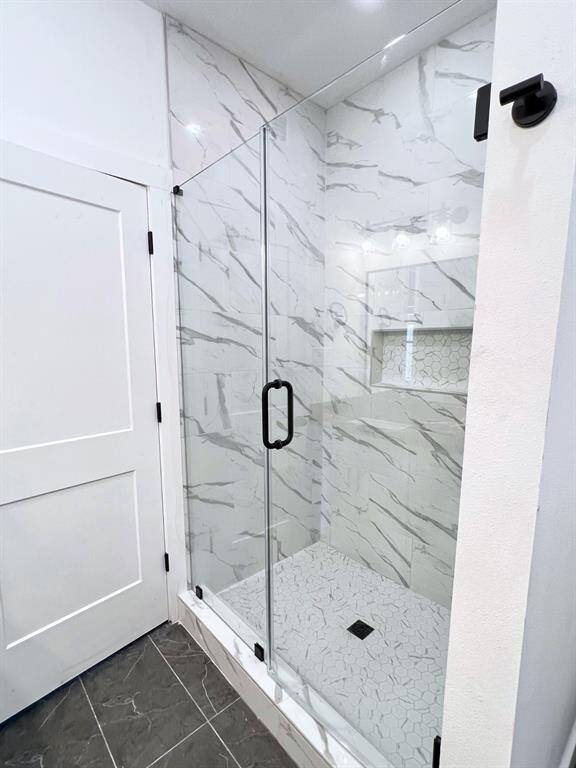 Walk-in Shower