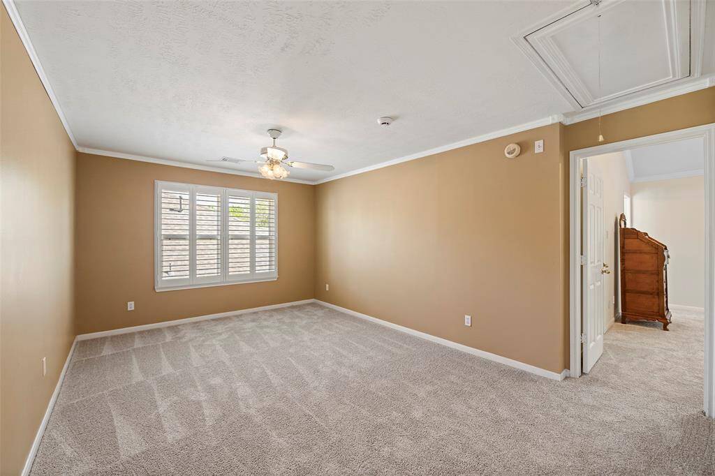 Nice sized game room.