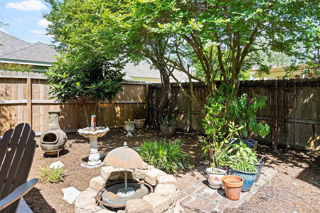 Imagine a back yard with room for birds, fish, and plants!