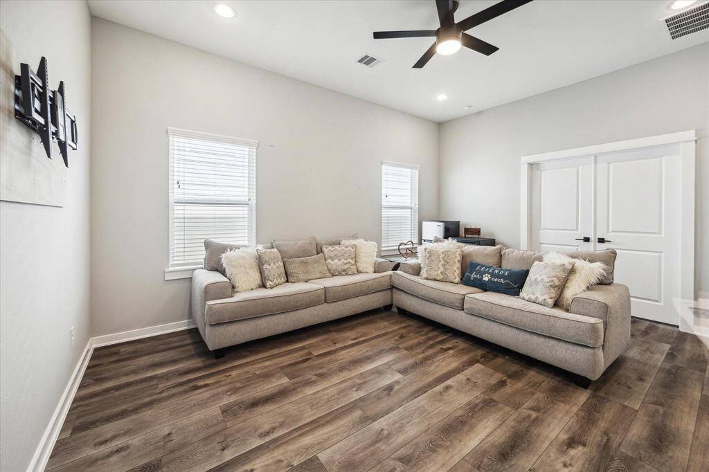 Sitting / game room area, second floor.