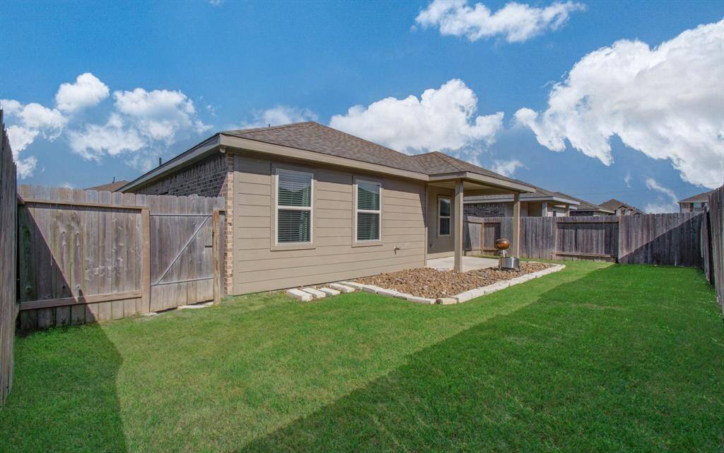 Backyard with rock landscaping!