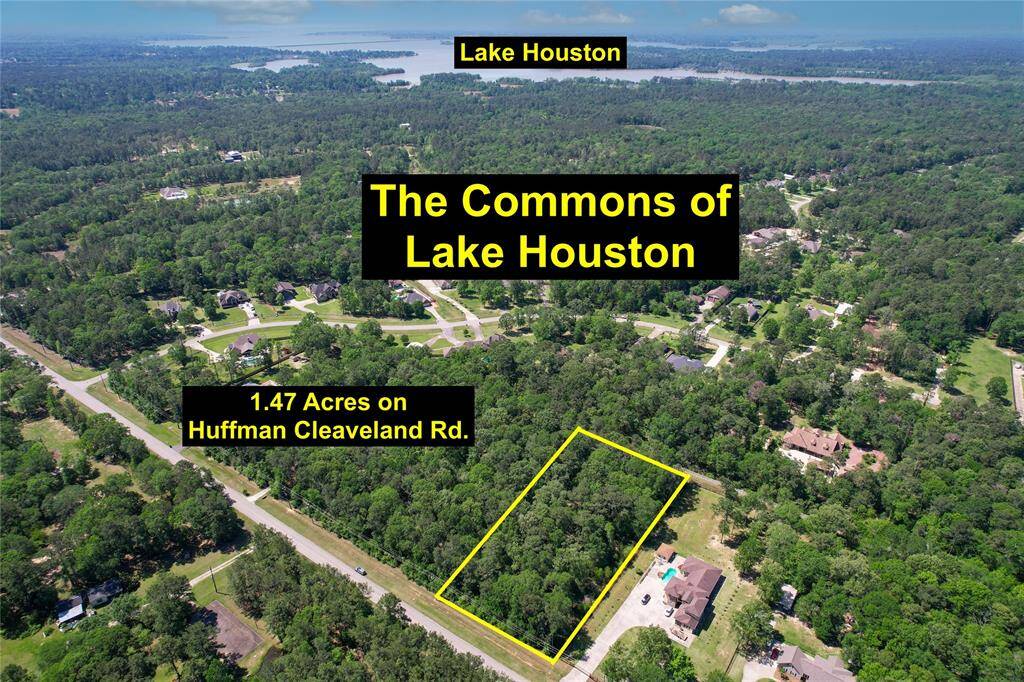 1.47 Acre lot located in The Commons of Lake Houston