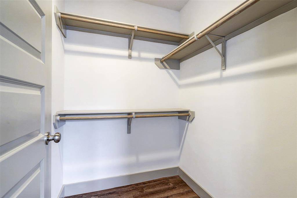 LARGEST Fourplex  - WALK IN CLOSETS