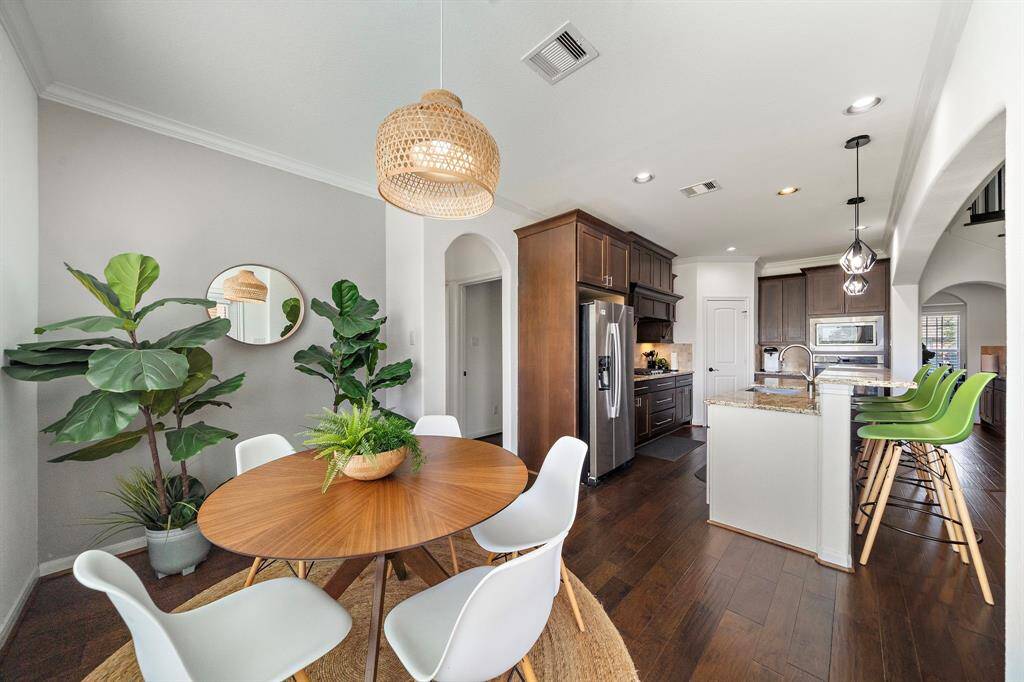 Open concept plan.